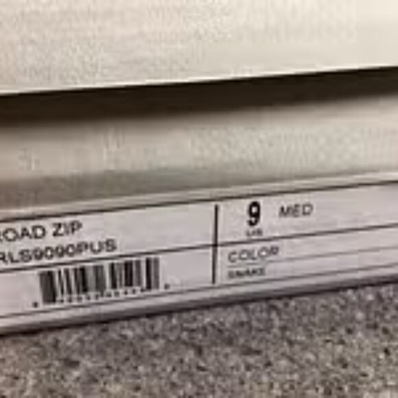 Kenneth Cole Women’s Ankle Boots 9 - Picture 6 of 6